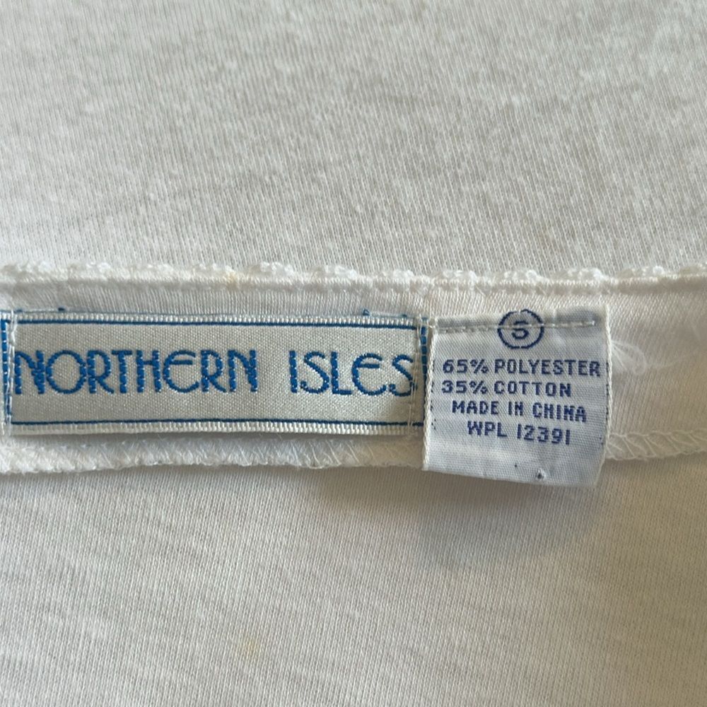 Vintage 80s/90s Northern Isles White Embroidered Floral‎ Short Sleeve Knit Top - Picture 7 of 8